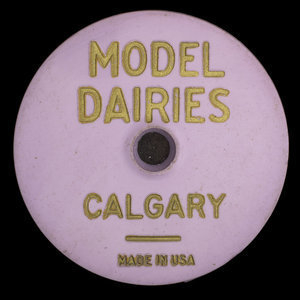 Canada, Model Dairies Limited, 1 quart, standard milk : April 12, 1965