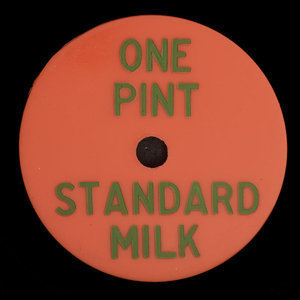 Canada, Model Dairies Limited, 1 pint, standard milk : April 12, 1965