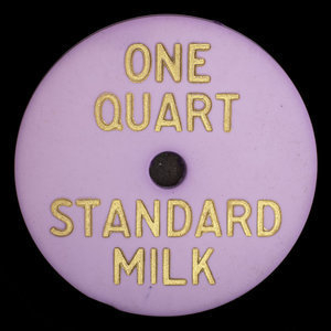 Canada, Model Dairies Limited, 1 quart, standard milk : April 12, 1965