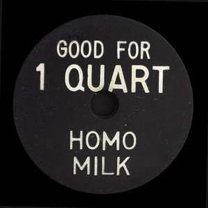 Canada, Union Milk Co. Ltd., 1 quart, homo milk :