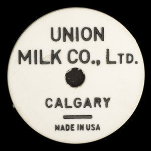 Canada, Union Milk Co. Ltd., 1 quart, skim milk :