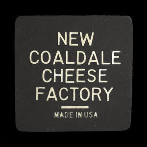 Canada, New Coaldale Cheese Factory, 1 quart, homo milk : 1953