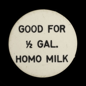 Canada, Silverwood Dairies Ltd., 1/2 gallon, homo milk : 1976