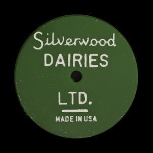 Canada, Silverwood Dairies Ltd., 1 quart, 2% milk : April 1960