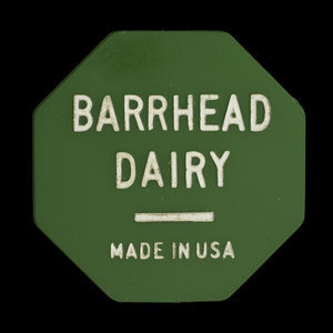 Canada, Barrhead Dairy, 1 quart, homo milk :