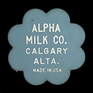 Canada, Alpha Milk Co., 2 litres, homo milk :