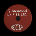 Canada, Silverwood Dairies Ltd., 1 quart, homo milk : 1955