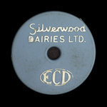 Canada, Silverwood Dairies Ltd., 1 quart, skim milk : 1955